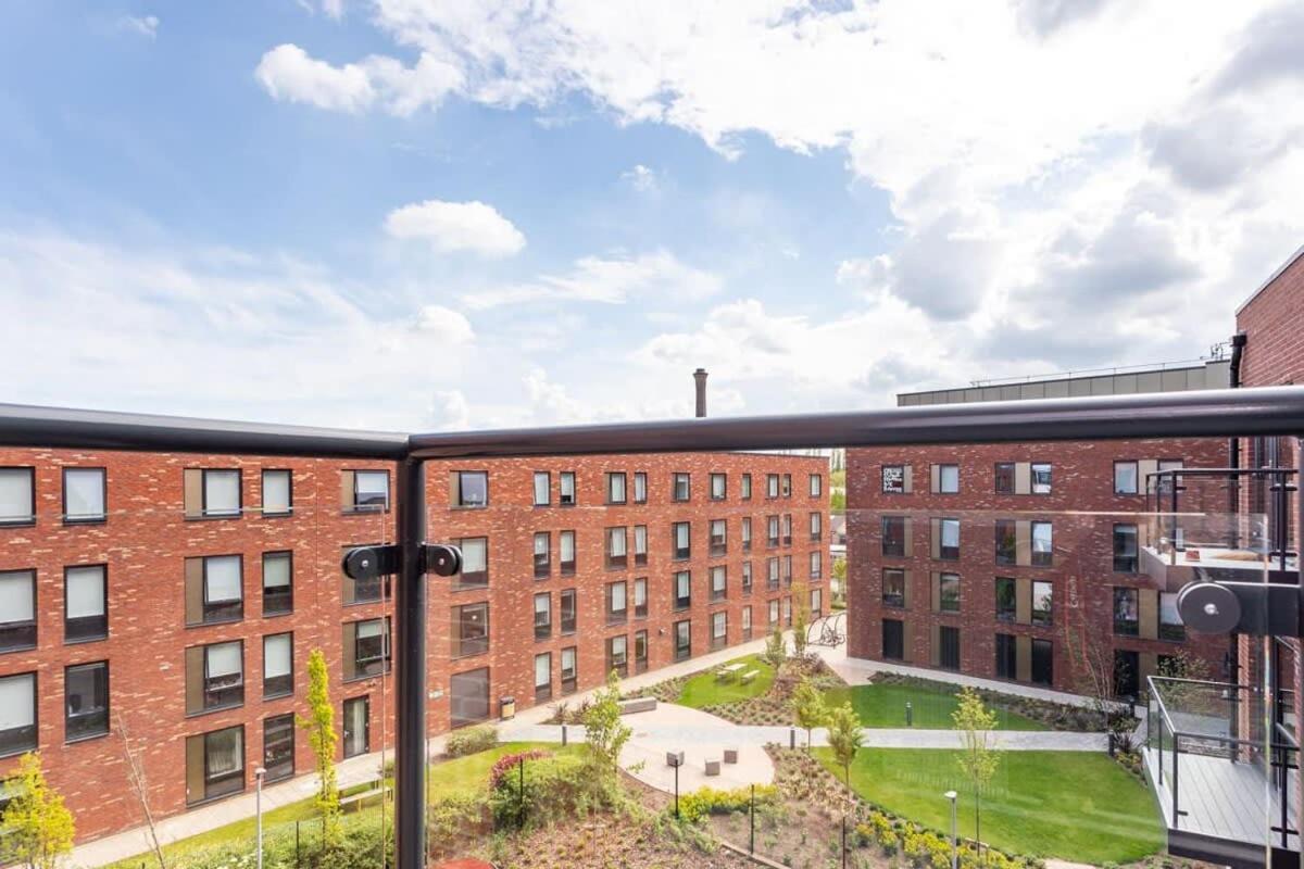 Stayzeni, Ouse Court Fabulous 2 Bed Flat Apartment *